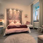 Konukevi Altes Schwesternhaus - Homesite - Bis 20 Personen 3*