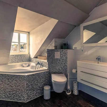 Altes Schwesternhaus - Homesite - Bis 20 Personen 3* Weibern