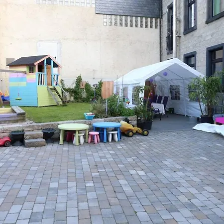 Gasthuis Altes Schwesternhaus - Homesite - Bis 20 Personen Weibern