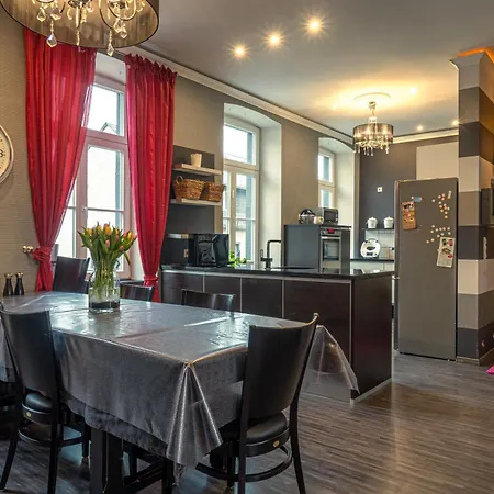 Altes Schwesternhaus - Homesite - Bis 20 Personen 3* Weibern