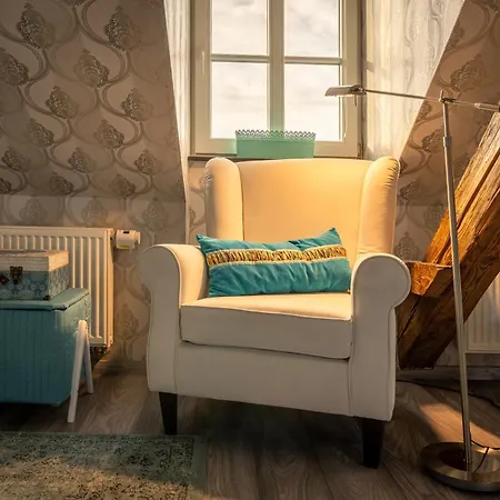 Altes Schwesternhaus - Homesite - Bis 20 Personen 3* Weibern