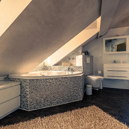 Altes Schwesternhaus - Homesite - Bis 20 Personen Weibern