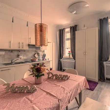 Penzion Altes Schwesternhaus - Homesite - Bis 20 Personen 3*