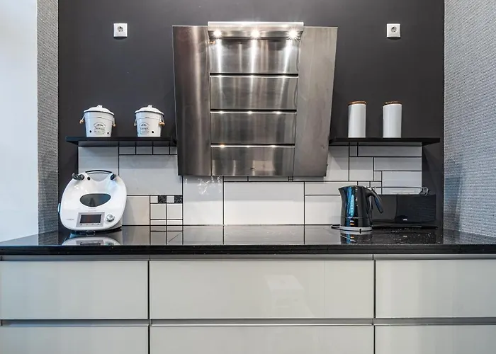 Altes Schwesternhaus - Homesite - Bis 20 Personen 3* Weibern