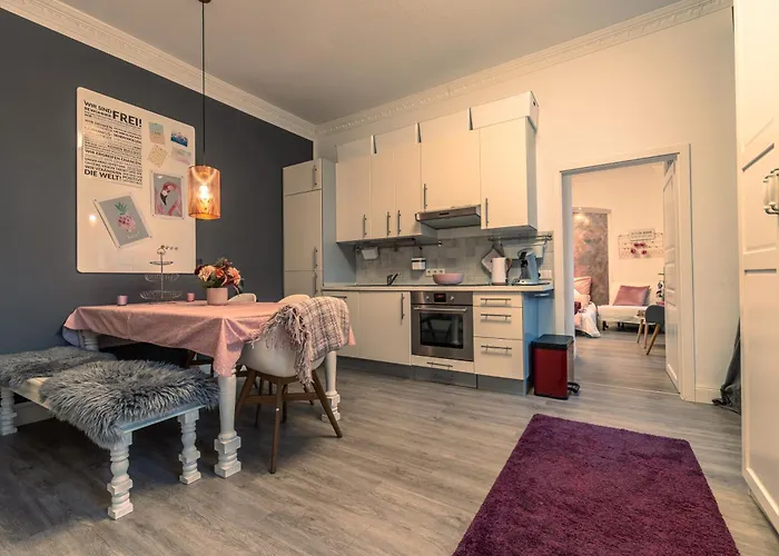 Altes Schwesternhaus - Homesite - Bis 20 Personen בית הארחה